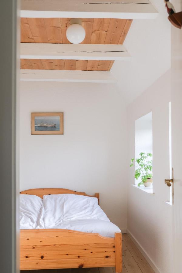 Strandfogedgarden Holiday home *